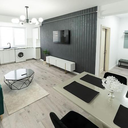 Apartament Markos Suceava Bagian luar foto