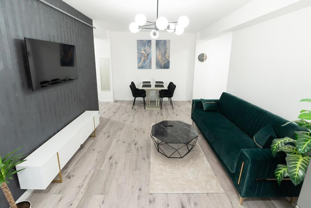 Apartament Markos Suceava Bagian luar foto