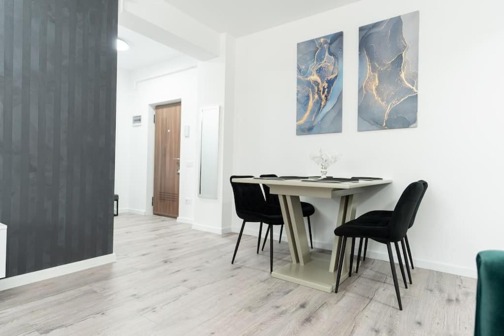 Apartament Markos Suceava Bagian luar foto