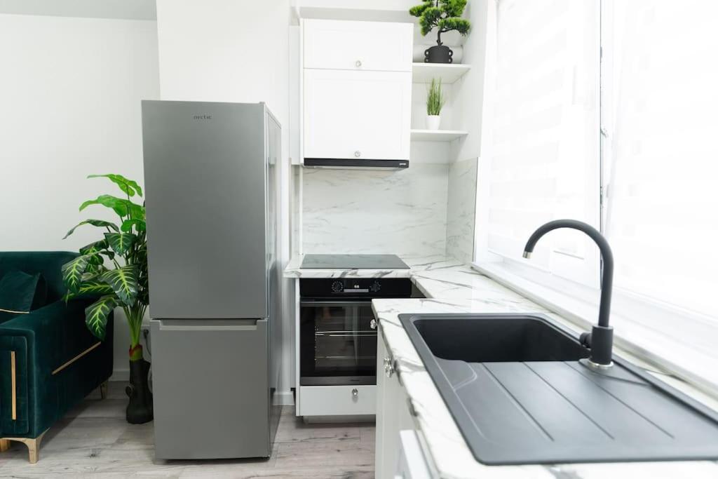 Apartament Markos Suceava Bagian luar foto