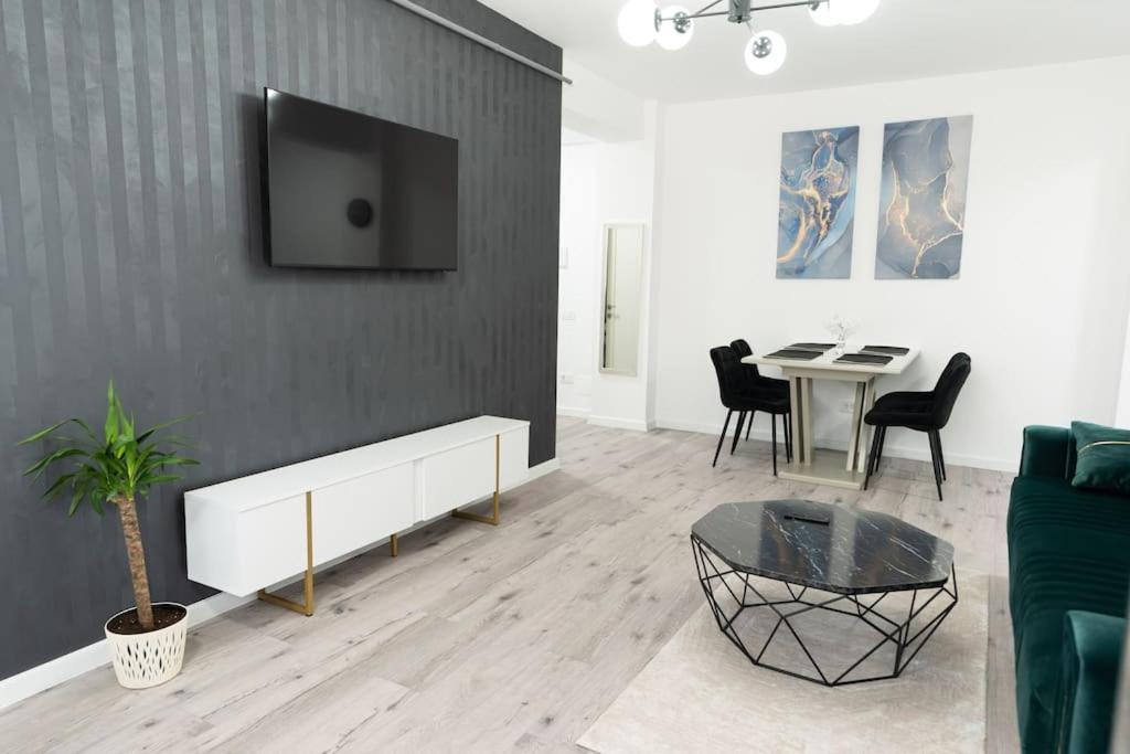 Apartament Markos Suceava Bagian luar foto