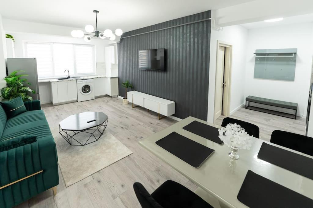 Apartament Markos Suceava Bagian luar foto